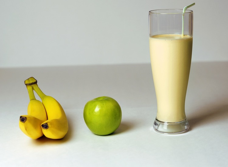 Smoothie Recipe - Apple Banana Smoothie
