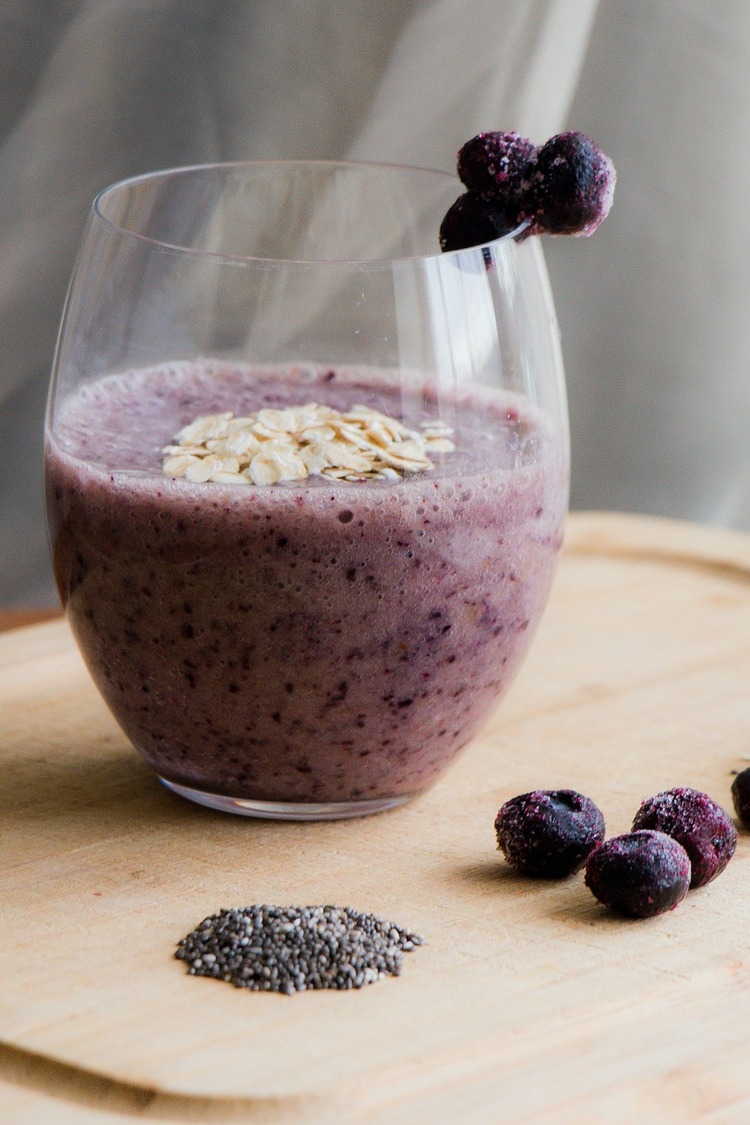 Smoothie Recipe - Blueberry, Oats and Chia Smoothie